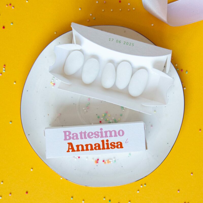 Scatolina Solidale Fiammifero Arcobaleno Battesimo